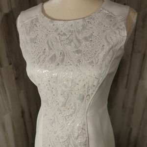 Enfocus Studio white dress with silver metallic accent sz